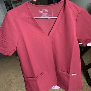 FIGS Casma three pocket scrub top